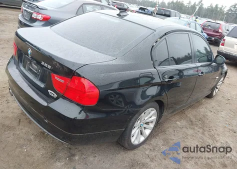 2011 BMW 328I xDrive z USA, uszkodzony, nr VIN WBAPK5G55BNN31074